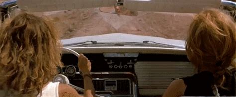 ffne und teile dieses GIF thelma and louise, mit allen, die du kennst. . Thelma and louise gif